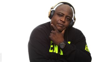 DJ SNS