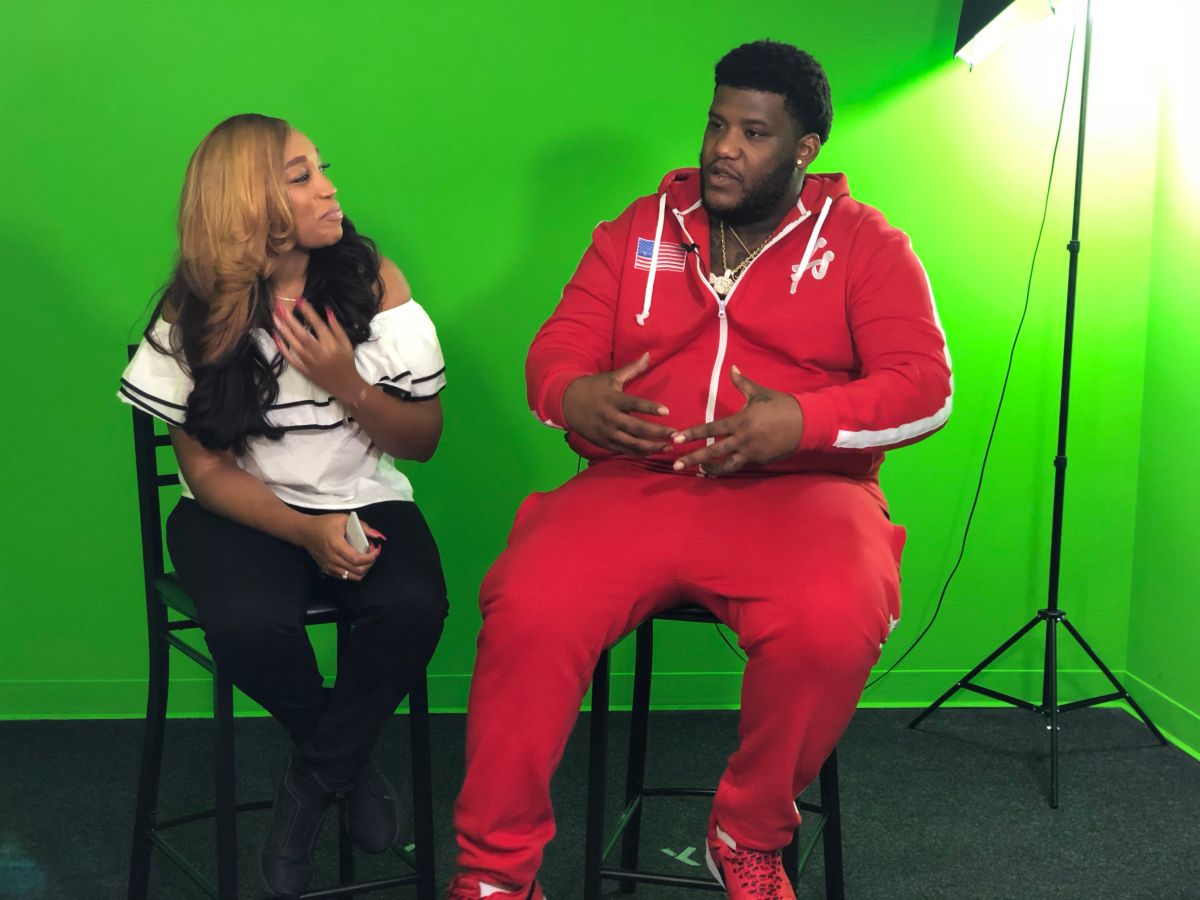 Ally The Pub And Derez Deshon